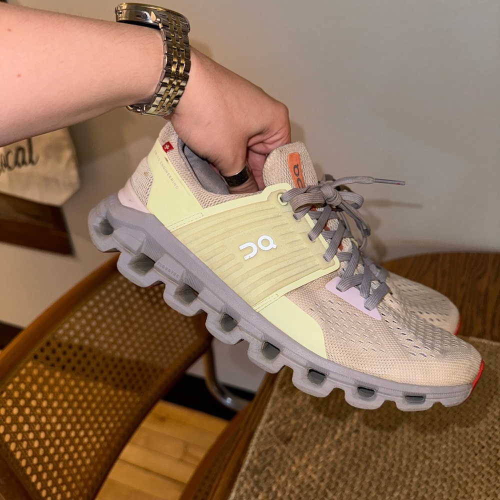 On Cloudswift 2.0 Sneakers Sz 8.5